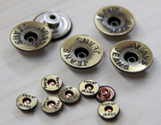 Kuningan Matt / Aluminium Custom Pakaian Buttons Putaran Untuk Jeans