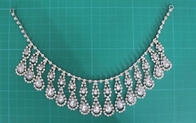 Perak dan jelas Wanita Handmade berlian imitasi Alloy kalung untuk gaun perempuan
