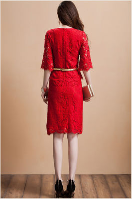 Leher Logam Belt Berlian dua gaun sepotong prom Beaded Lace Skirt, Red / black