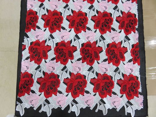Heavy Three Color Bordir Crochet Lace Fabric / Tata Busana Kain