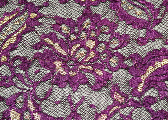 Mode Metallic Purple Stretch Lace Fabric Larut dalam air OEM / ODM CY-LW0219