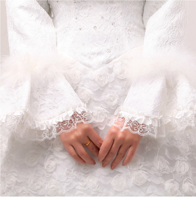 Kapel Kereta Lace Bordir Putih Cotton Wedding Dresses dengan handmade naik