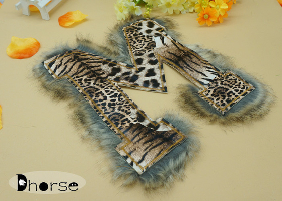 Huruf M Brown Leopard Percetakan Beaded Potong bordiran Untuk Pakaian