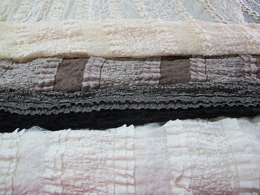 Multilayer Bridal Stretch Lace Potong Fabric Eco Friendly 50 &#39;&#39; - 52 &#39;&#39; CY-LW0182