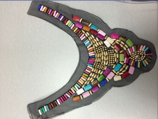 OEM / ODM Garment Dekorasi Bead Collar pemangkasan Made By Tangan