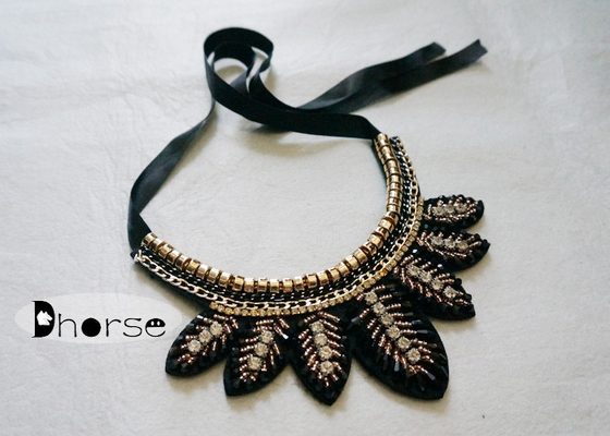 Handmade dilepas Bling berlian imitasi Beaded Collar Necklace, bentuk daun