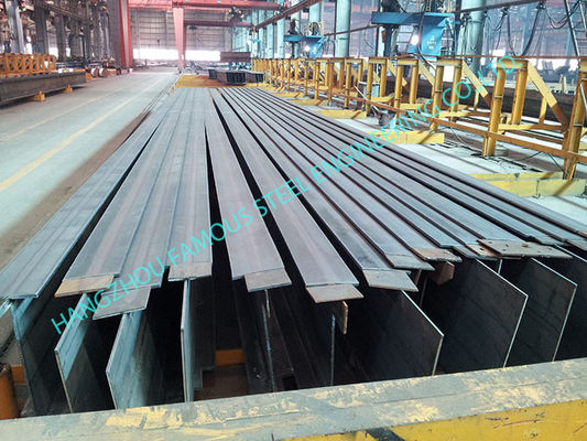 Tempat Penampungan Limbah Industri Logam Ringan Preengineered AISC 80 X 110