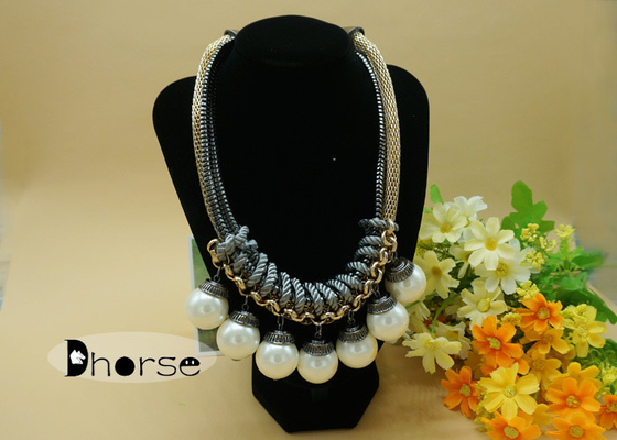 Chunky Pearl Collar Necklace, Collar Beaded Necklace untuk hubungan sosial